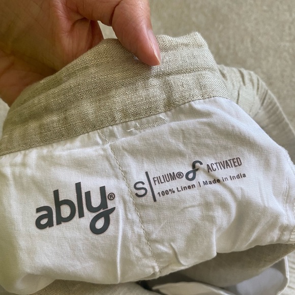 Water, Odour, & Stain Resistant 100% Linen Pants - Picture 3 of 3
